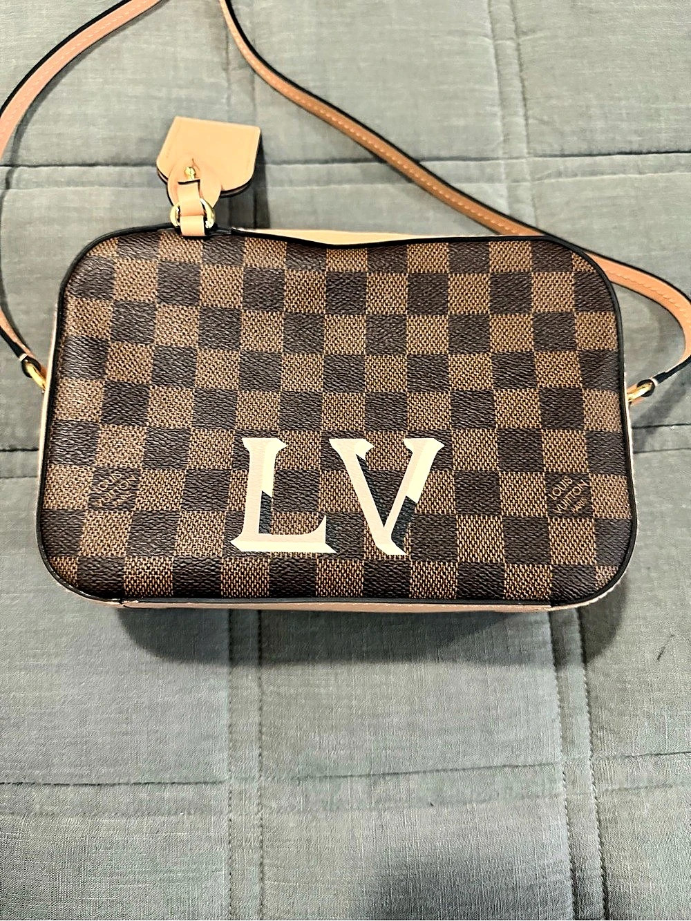 Louis Vuitton Damier Ebene Santa Monica Crossbody - Picture 13 of 16